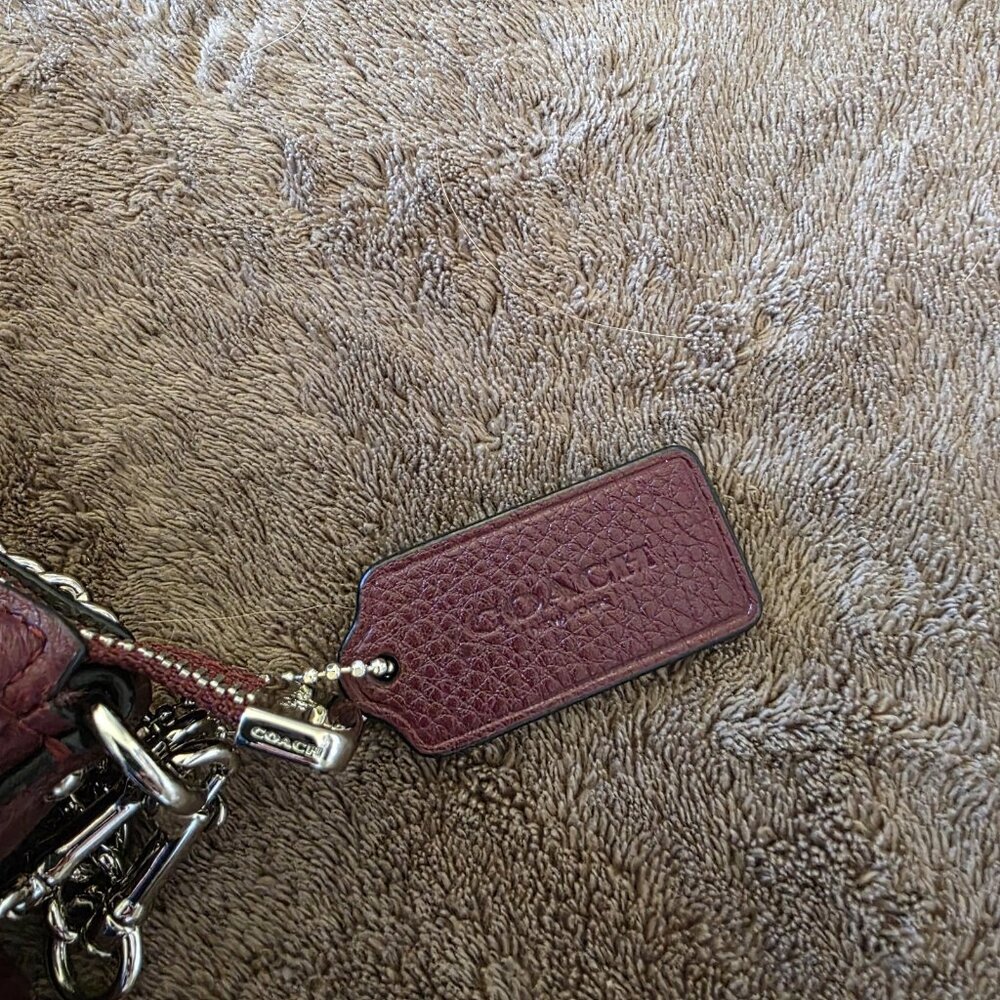Pebbled Faux Chain Crossbody Shoulder Bag Fuchsia Bordeaux - Picture 2 of 16